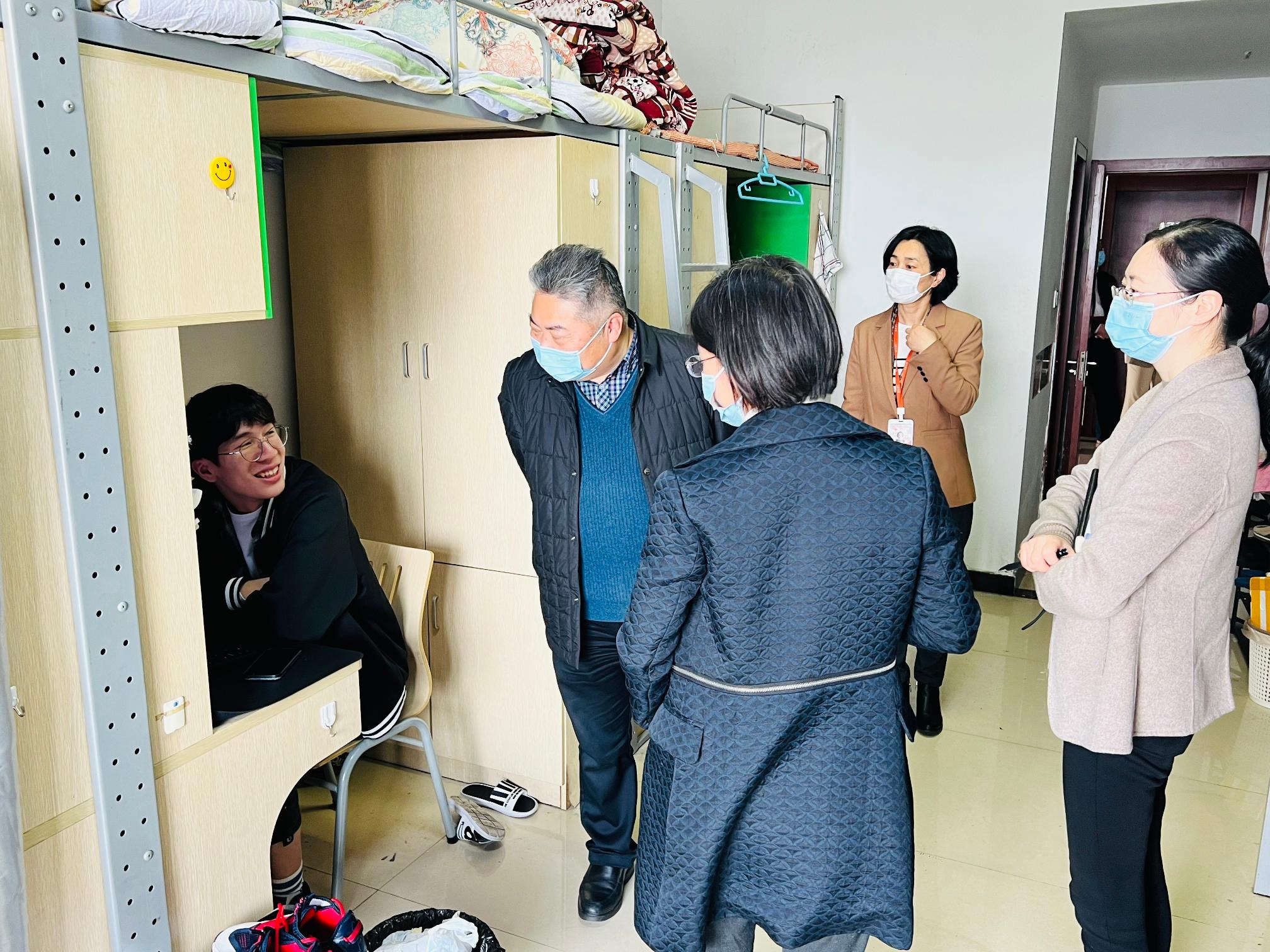 走访寝室